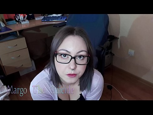 ❤️ 戴眼鏡的性感女孩在鏡頭前深吸假陽具 美麗的色情 在我們這裡 zh-tw.yespornpics.ru